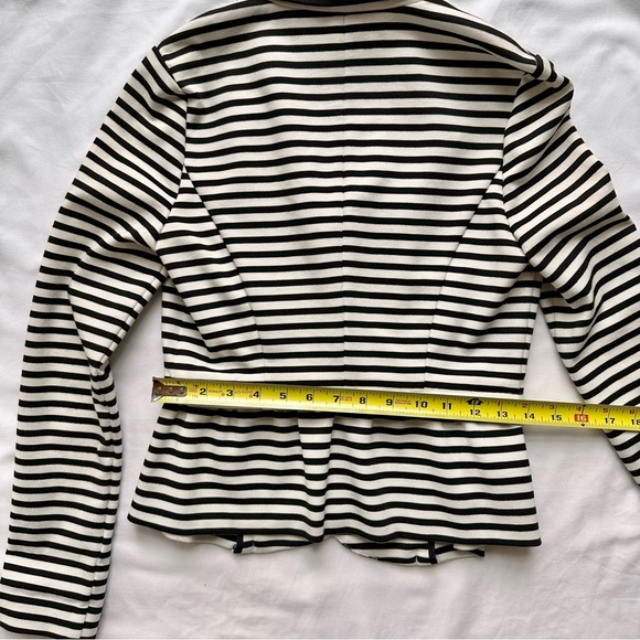 Elle Black and White Striped Knit Blazer, XS - Picture 11 of 13